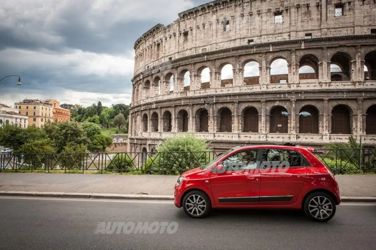 Renault: parte dall'Italia il tour europeo per conoscere la nuova Twingo (18)