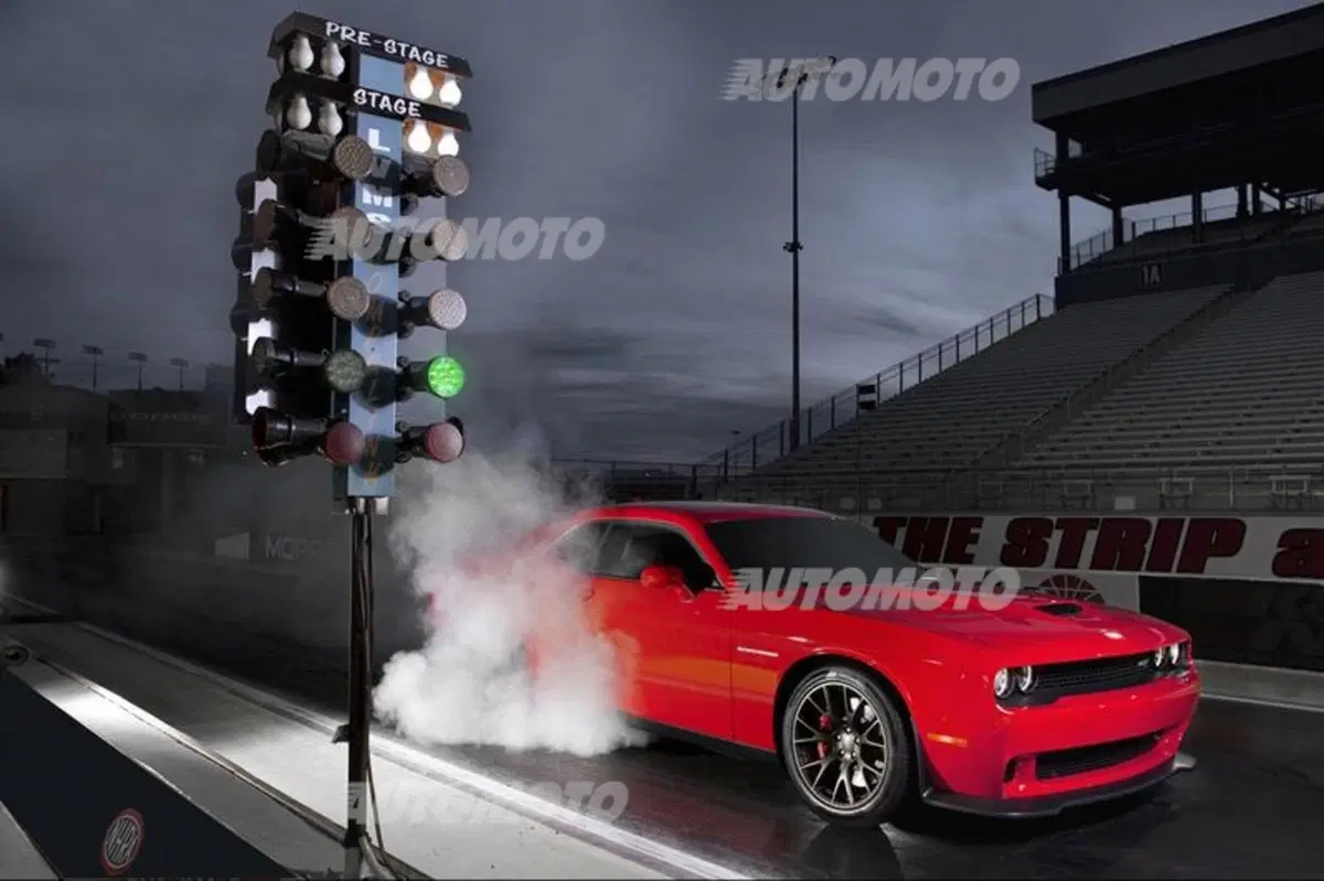 Dodge Challenger SRT e Challenger SRT Hellcat: fate largo ai V8 (4)
