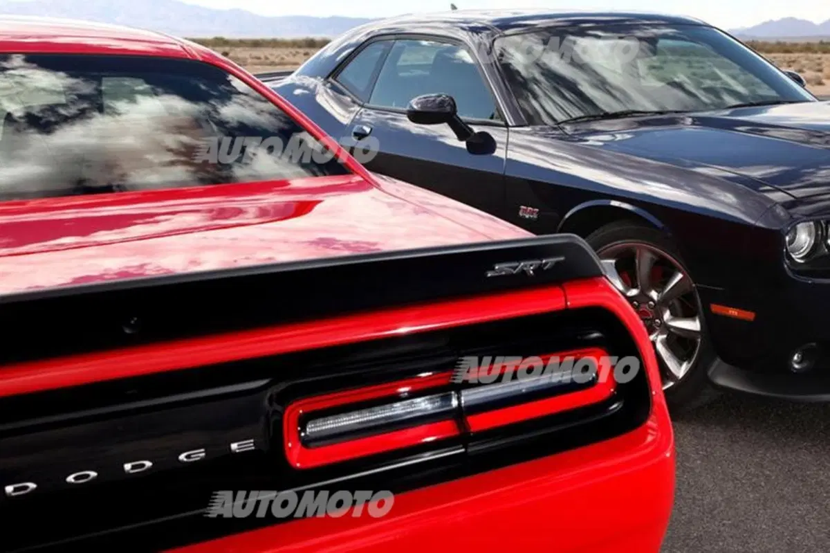 Dodge Challenger SRT e Challenger SRT Hellcat: fate largo ai V8 (25)