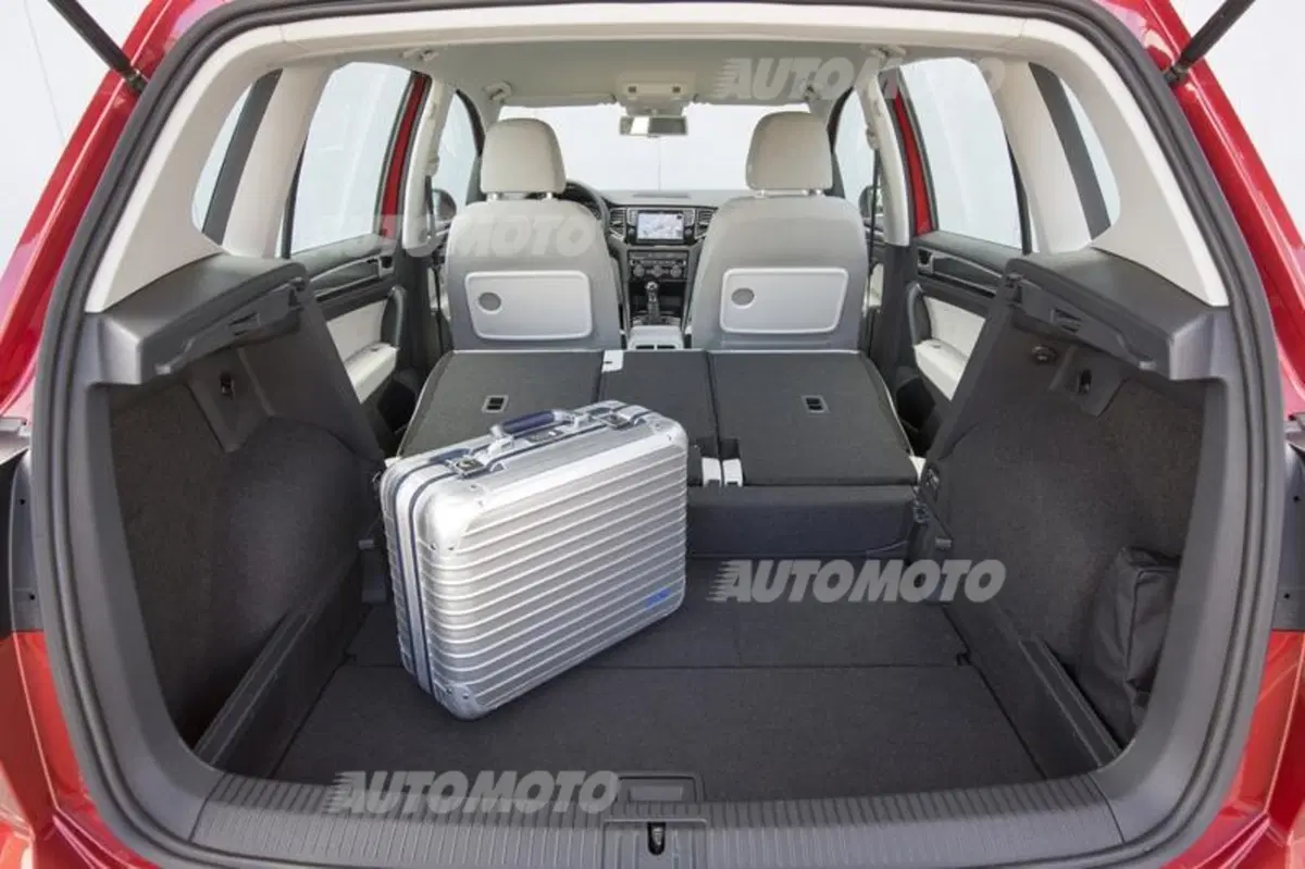 Volkswagen Golf Sportsvan (45)