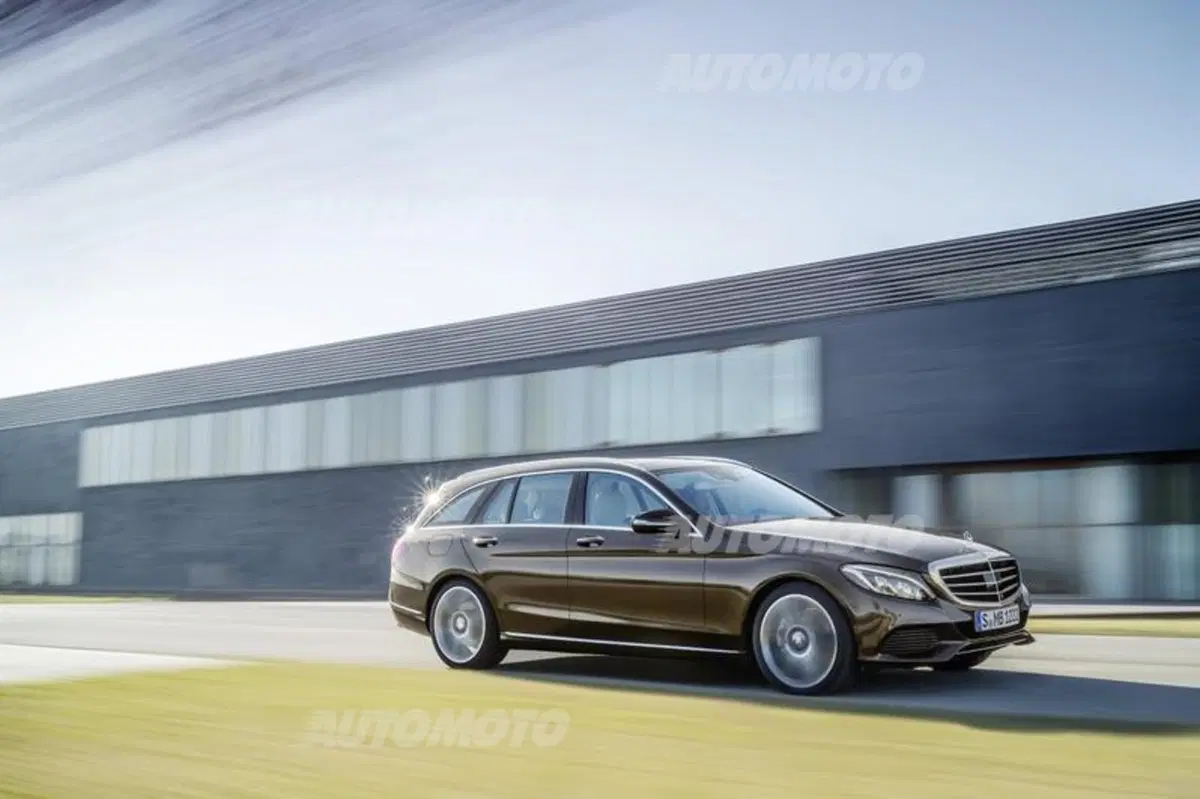 Nuova Mercedes Classe C SW: più spazio, meno peso