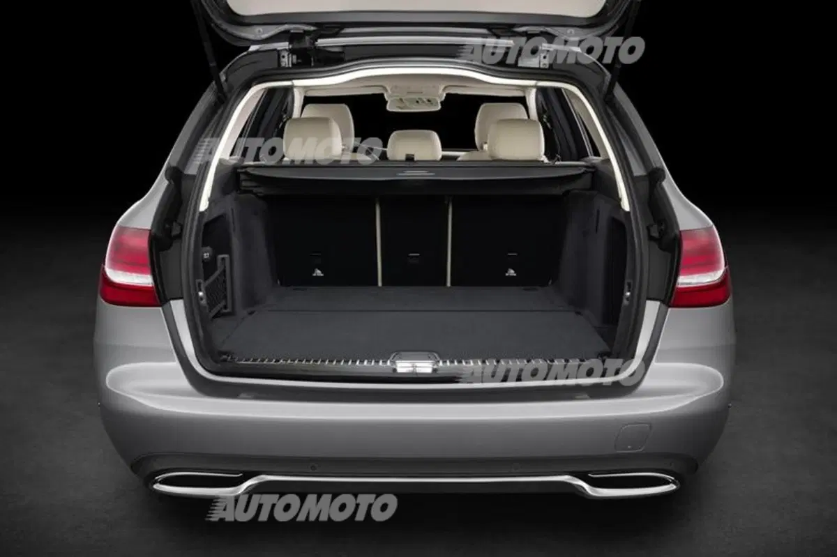 Nuova Mercedes Classe C SW: più spazio, meno peso (23)