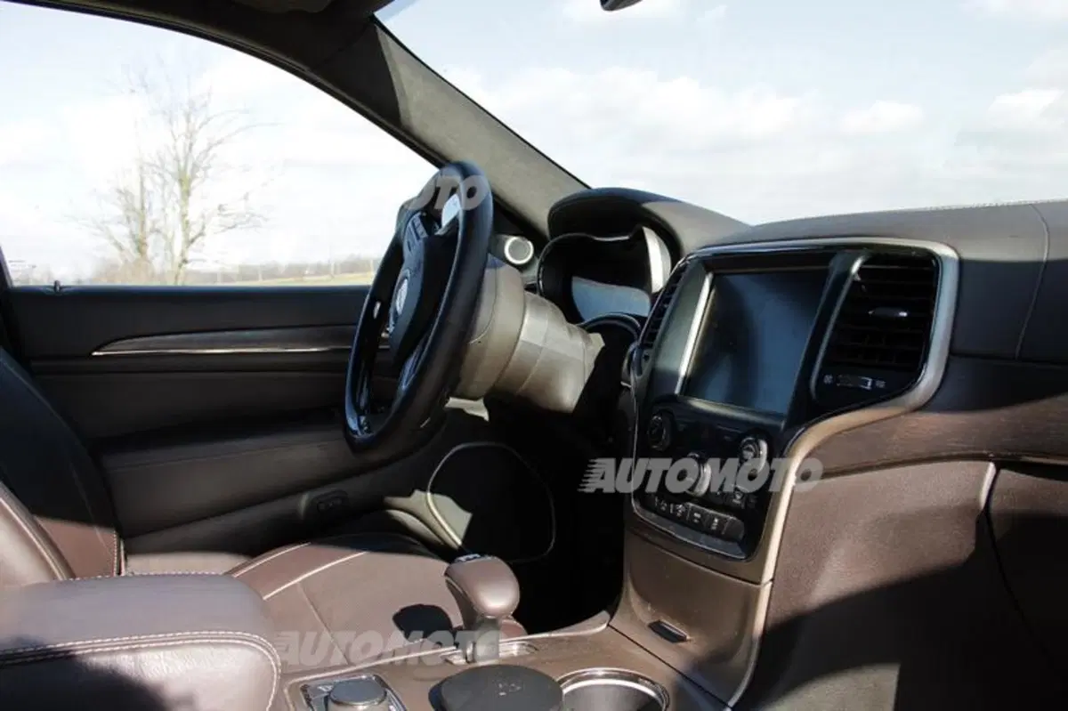 Jeep Grand Cherokee 3.6 Pentastar (23)