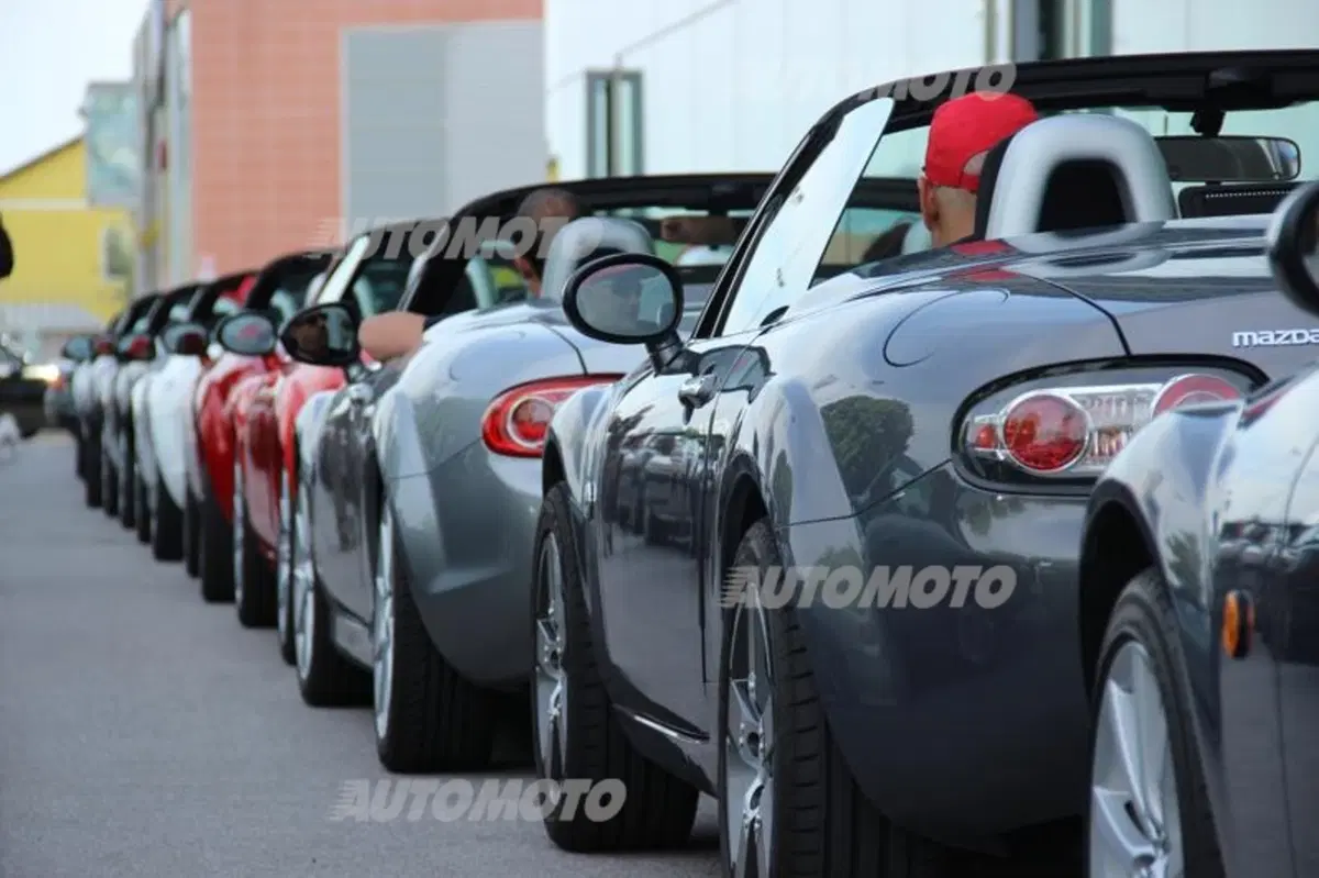 Mazda MX-5: 115 Miata per il raduno "Andar per le Langhe". Ecco com'è andata (8)