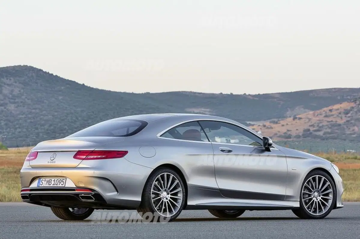 Mercedes-Benz Classe S Coupé: la nuova icona di lusso e dinamicità della Stella (7)