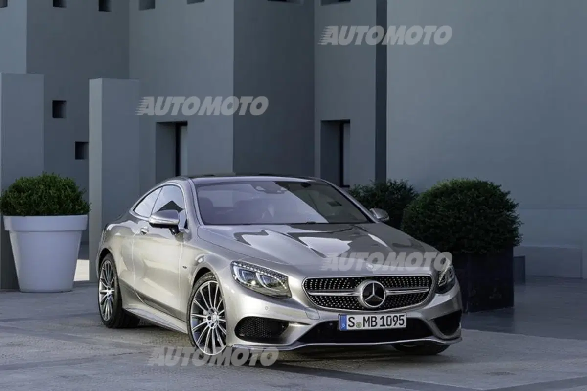 Mercedes-Benz Classe S Coupé: la nuova icona di lusso e dinamicità della Stella (11)