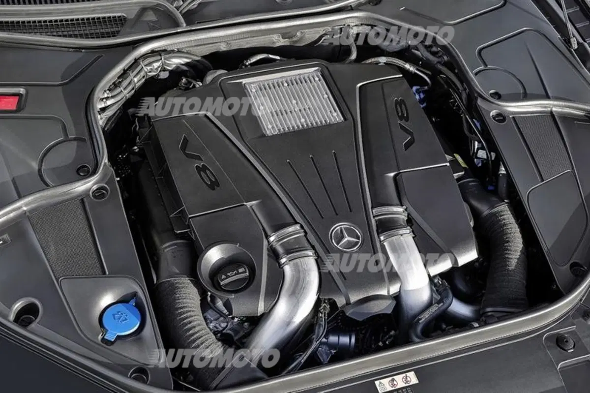 Mercedes-Benz Classe S Coupé: la nuova icona di lusso e dinamicità della Stella (15)