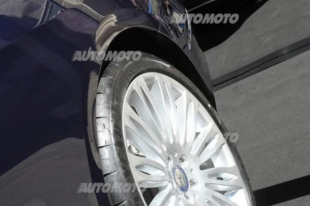 Mercedes-Benz Classe S Coupé: la nuova icona di lusso e dinamicità della Stella (22)