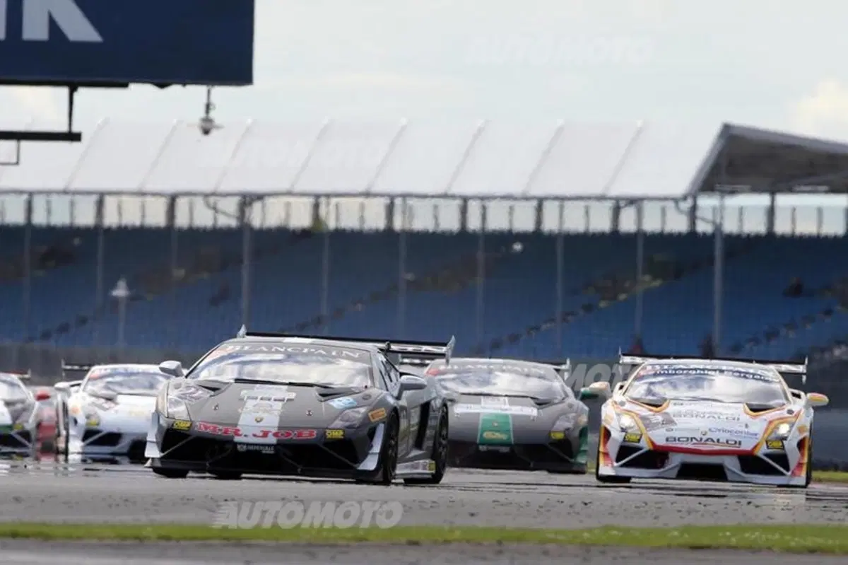 Lamborghini Super Trofeo, Silverstone. Pavlovic: «Un grande lavoro di squadra» (11)