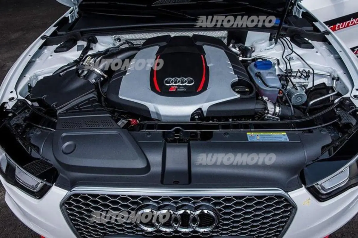 Audi RS5 TDI concept: arriva il turbo elettrico (12)