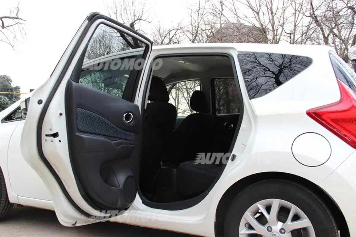 Nissan Note 1.2 80 CV (33)