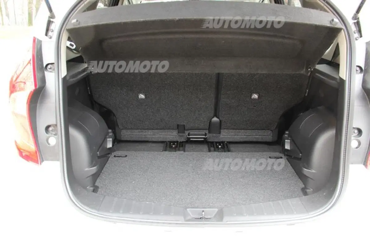 Nissan Note 1.2 80 CV (47)