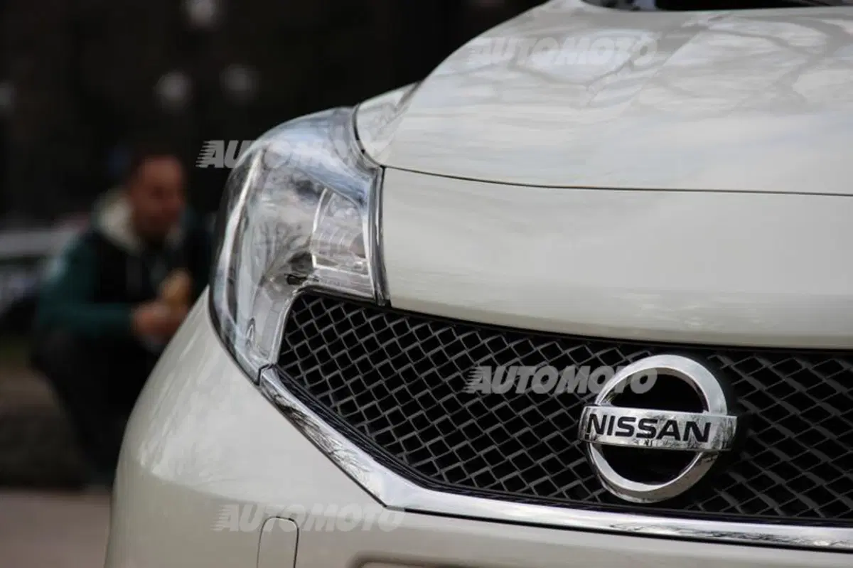 Nissan Note 1.2 80 CV (54)