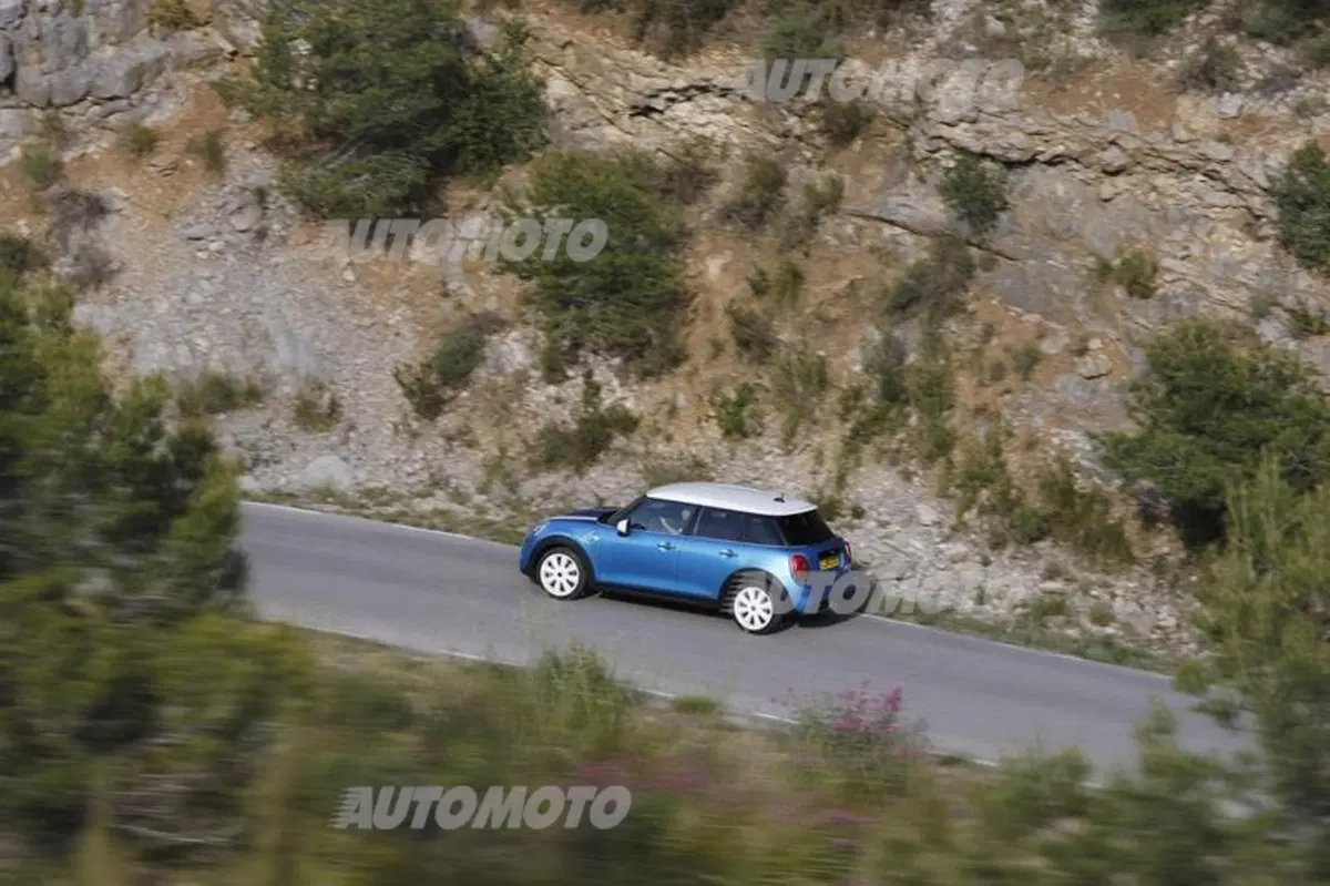 Nuova Mini: ecco la versione a 5 porte (5)