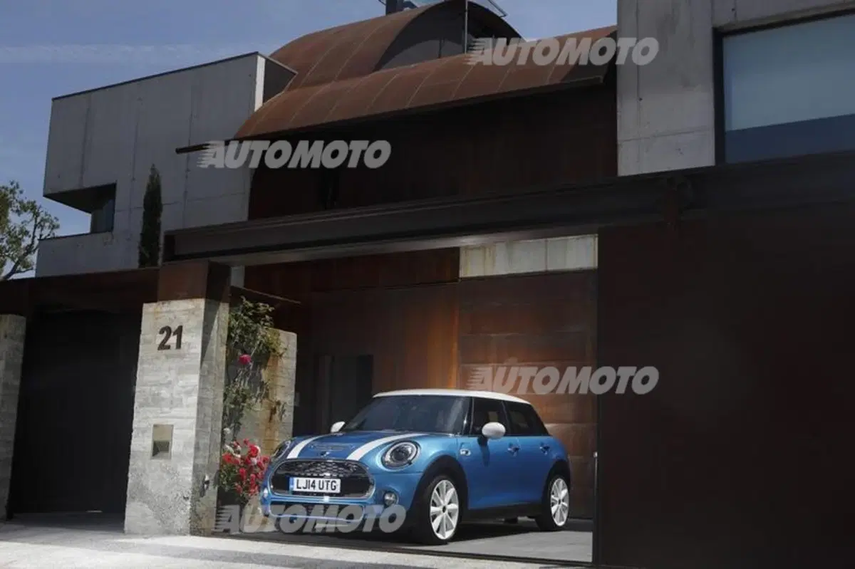 Nuova Mini: ecco la versione a 5 porte (10)