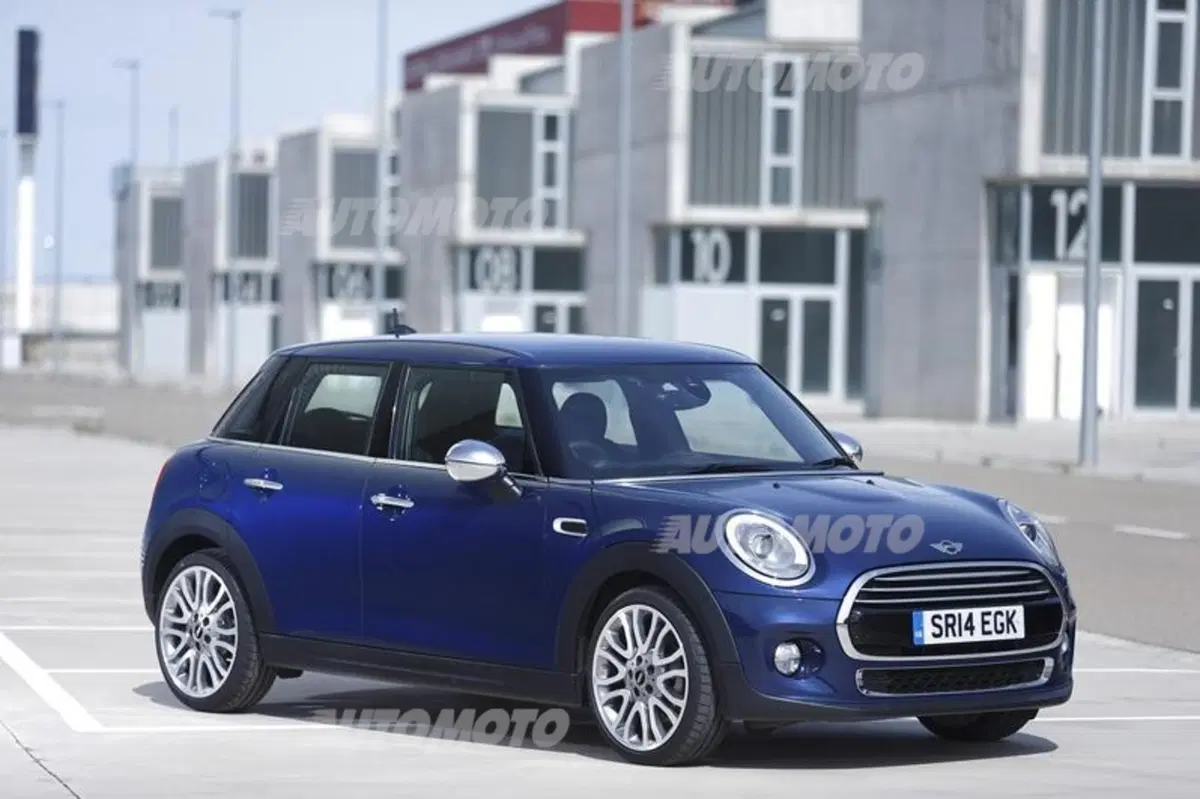 Nuova Mini: ecco la versione a 5 porte (12)