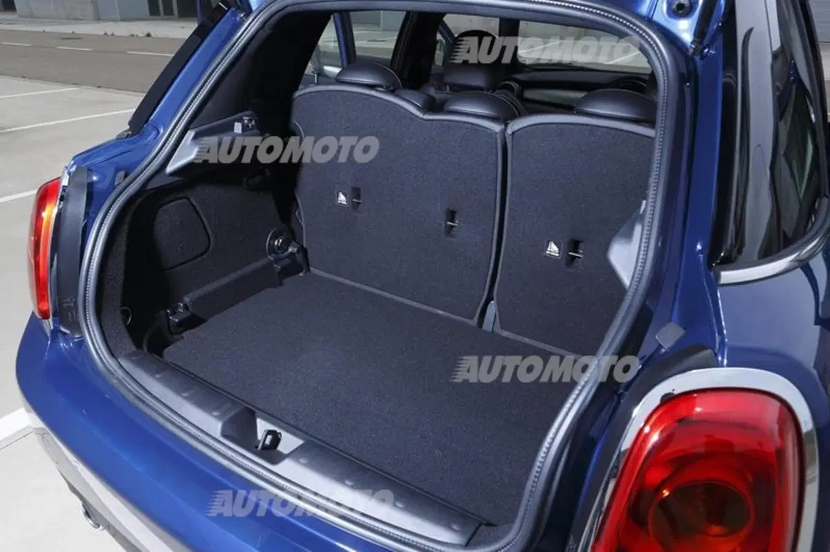 Nuova Mini: ecco la versione a 5 porte (20)