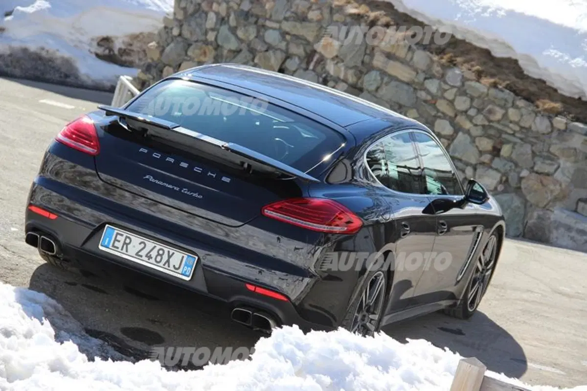 Porsche Panamera Turbo (14)