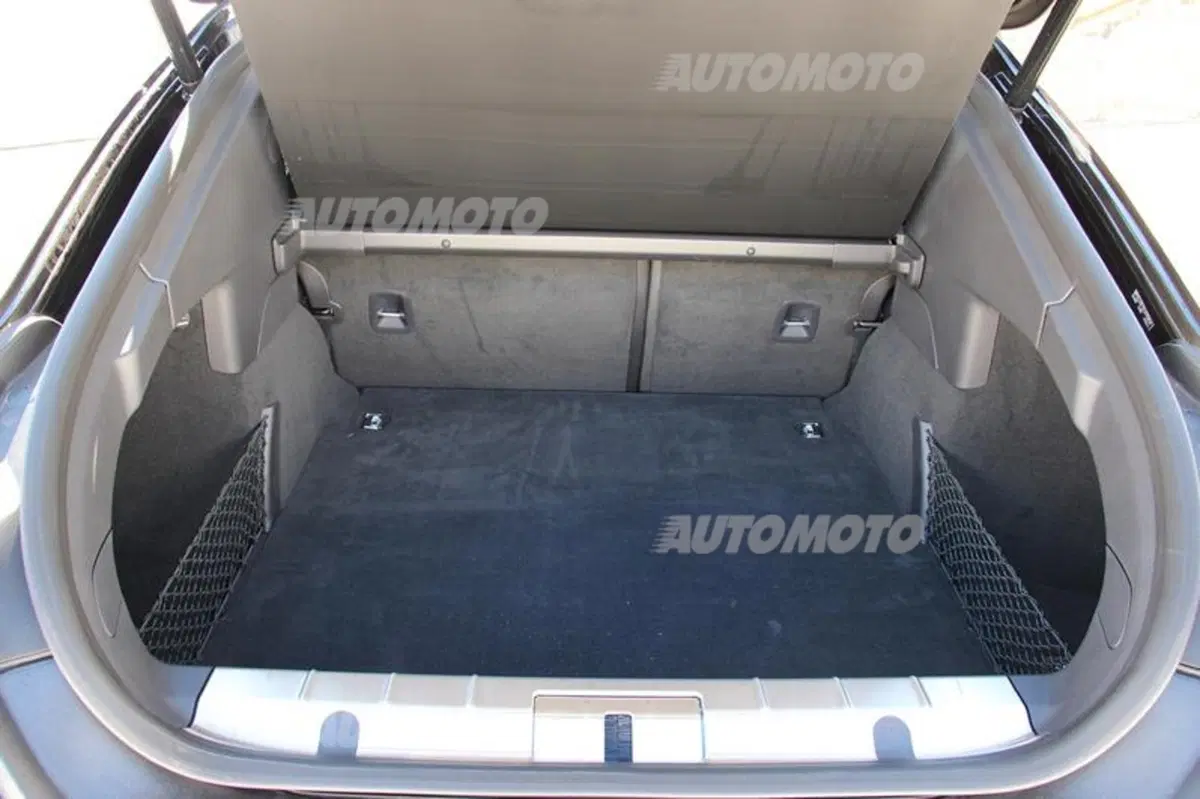 Porsche Panamera Turbo (49)