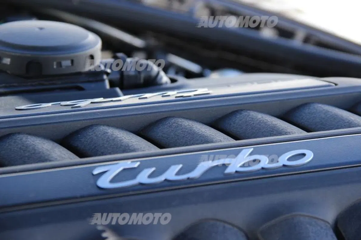 Porsche Panamera Turbo (53)
