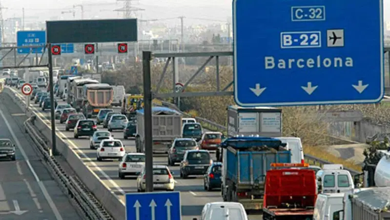 In Spagna l'auto fa bene all'economia. Perch&eacute; in Italia le facciamo la guerra?