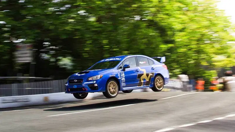 Subaru WRX STi: nuovo record all'Isola di Man sul tracciato del TT