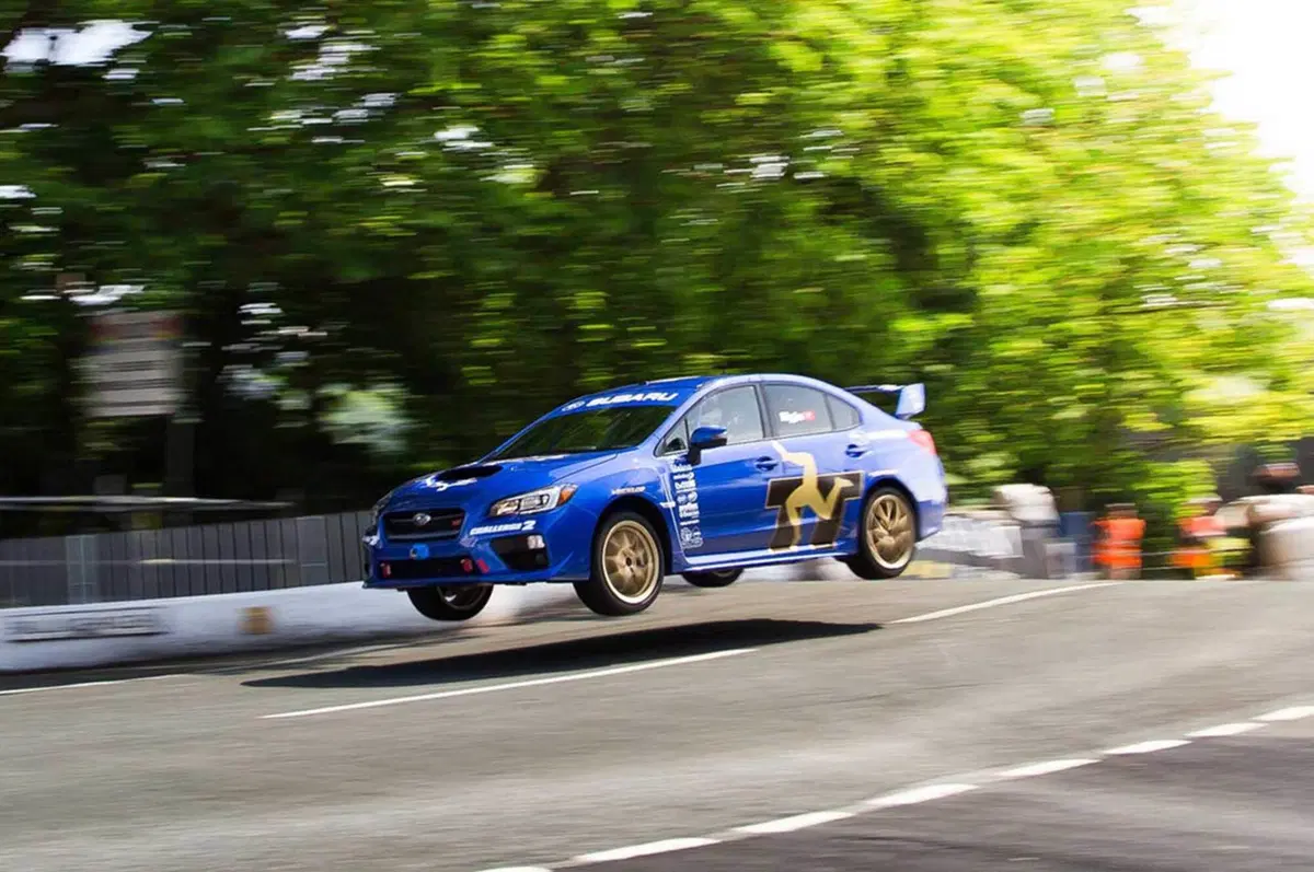 Subaru WRX STi: nuovo record all'Isola di Man sul tracciato del TT