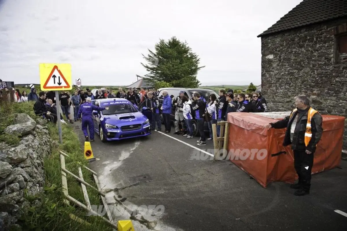 Subaru WRX STi: nuovo record all'Isola di Man sul tracciato del TT (3)