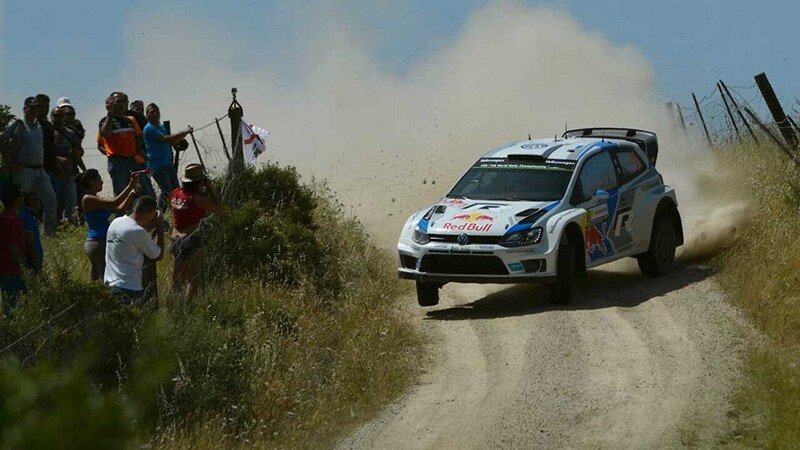 Rally Italia Sardegna. WRC, Ogier (VW Polo) passa al comando nell&rsquo;ultima Monte Lerno