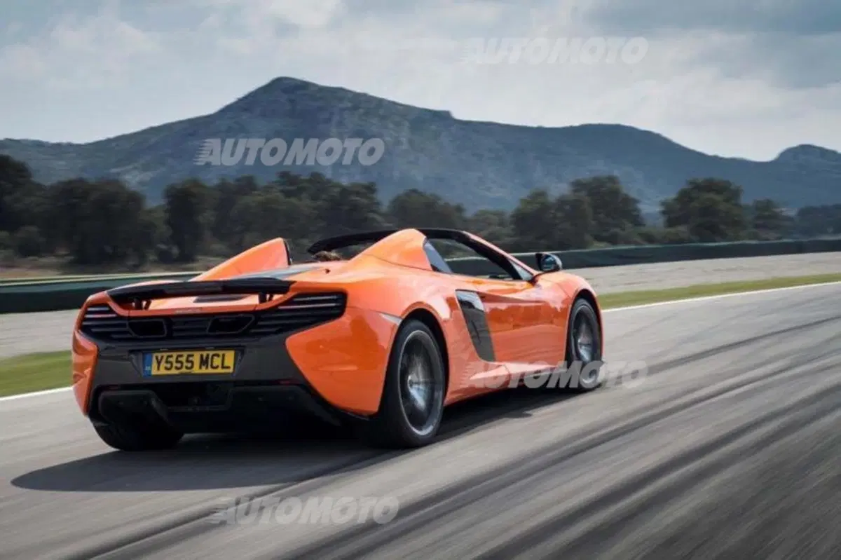 McLaren 650S Spider (2)