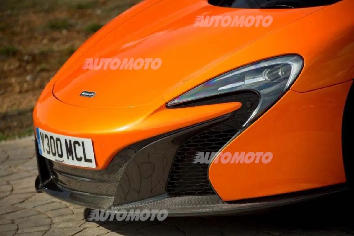 McLaren 650S Spider (30)