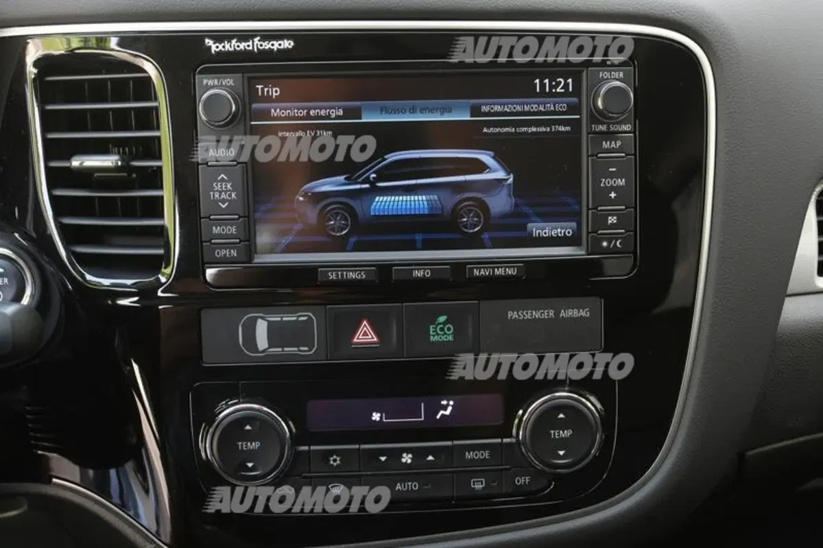 Mitsubishi Outlander PHEV (26)