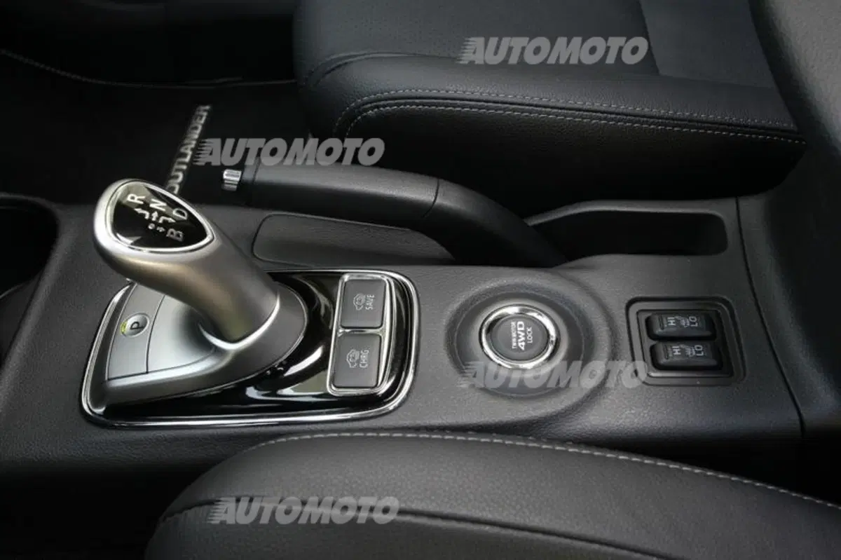 Mitsubishi Outlander PHEV (38)