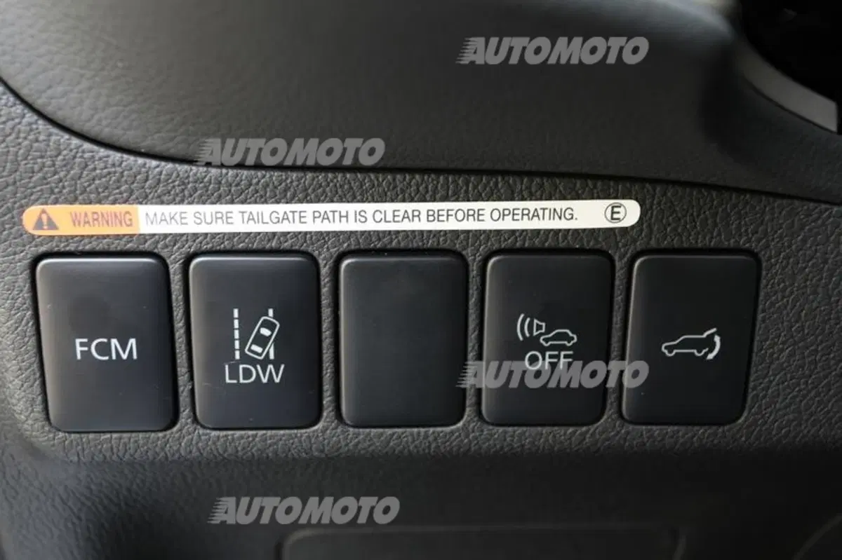 Mitsubishi Outlander PHEV (39)