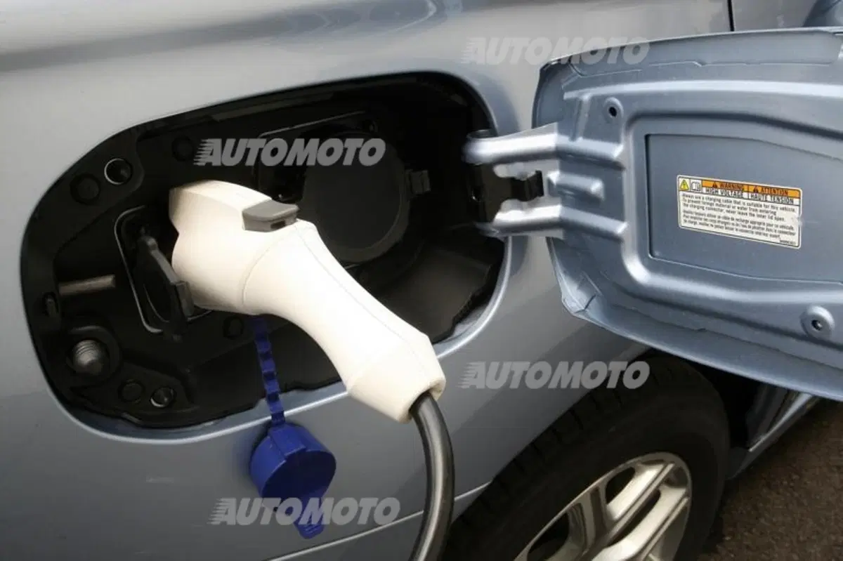 Mitsubishi Outlander PHEV (49)