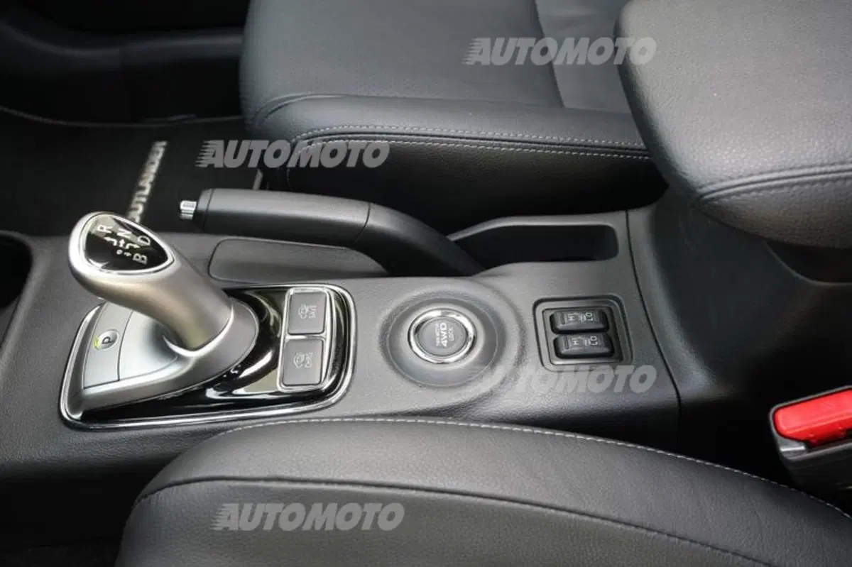 Mitsubishi Outlander PHEV (65)