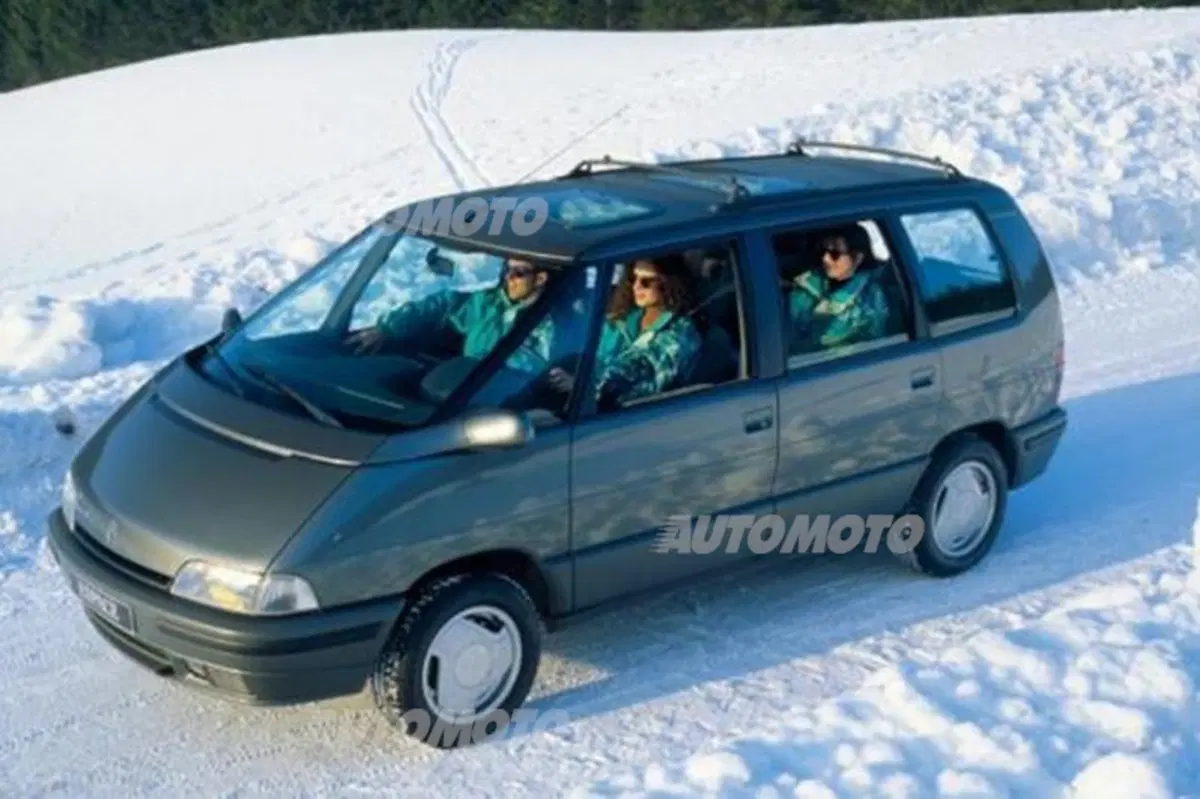 Renault Espace: compie 30 anni la monovolume della Losanga (3)