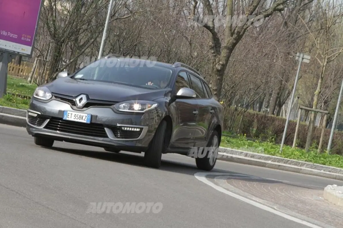Renault Mégane SporTour (3)