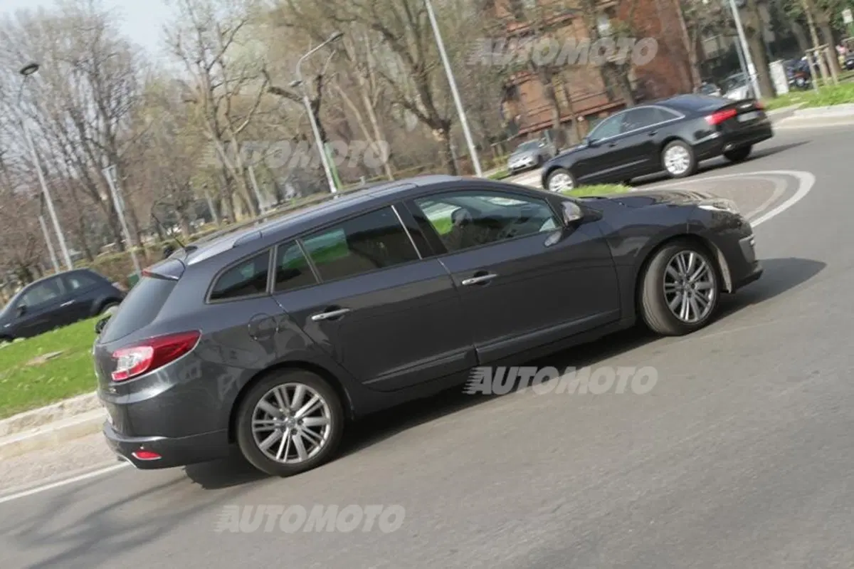 Renault Mégane SporTour (8)