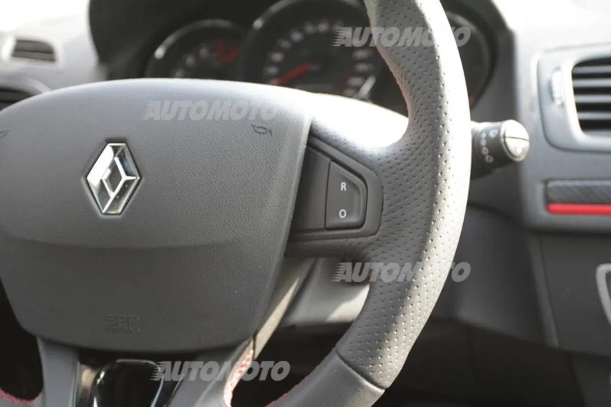 Renault Mégane SporTour (47)
