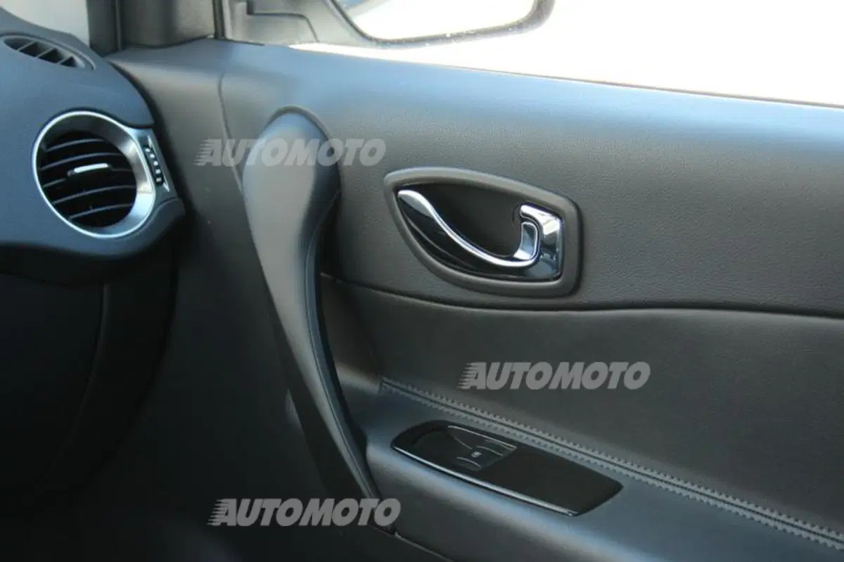 Renault Koleos restyling (35)