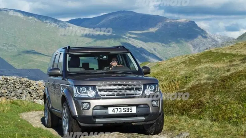 Land Rover Discovery 2015: lievi ritocchi per diventare ancora pi&ugrave; raffinata