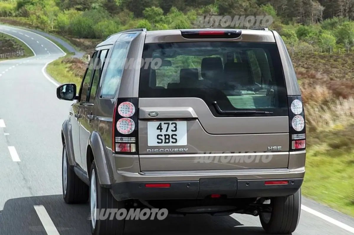 Land Rover Discovery 2015: lievi ritocchi per diventare ancora più raffinata (5)
