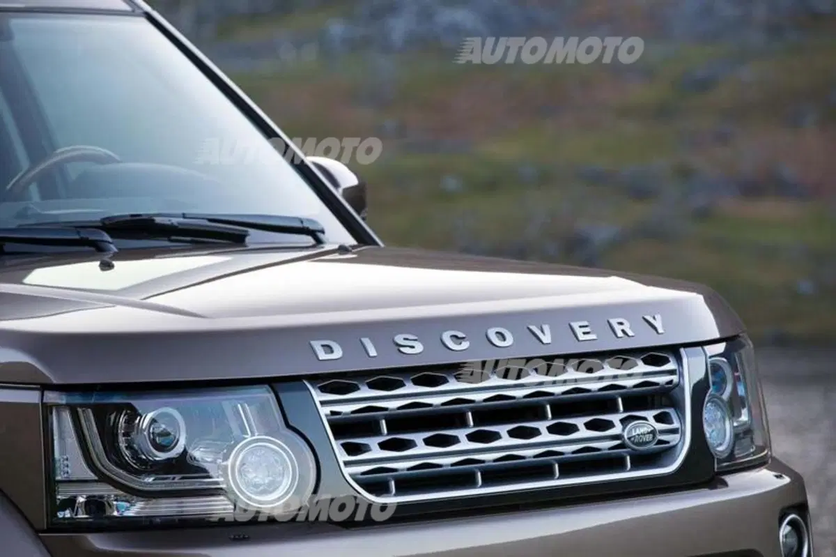 Land Rover Discovery 2015: lievi ritocchi per diventare ancora più raffinata (18)