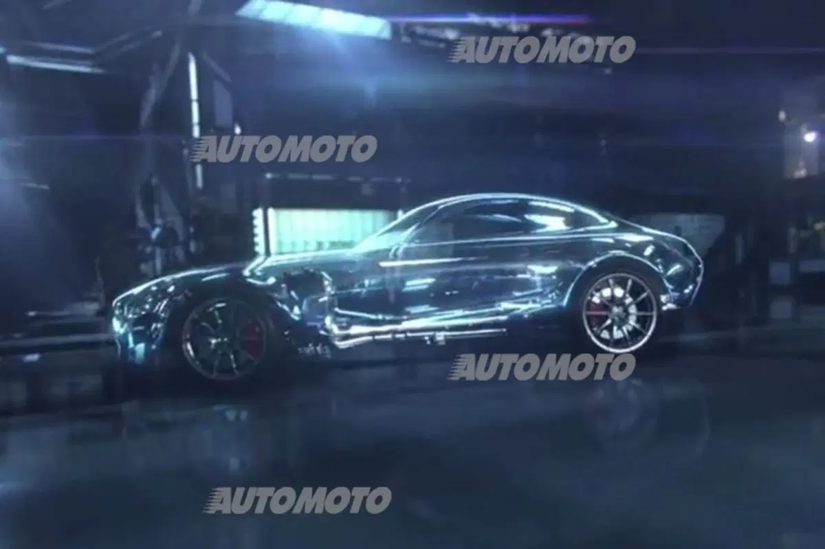 Mercedes-AMG GT: svelato il motore (2)