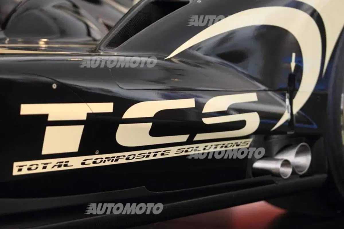 Lotus P1/01: presentata a Le Mans la LMP1 per il WEC (7)