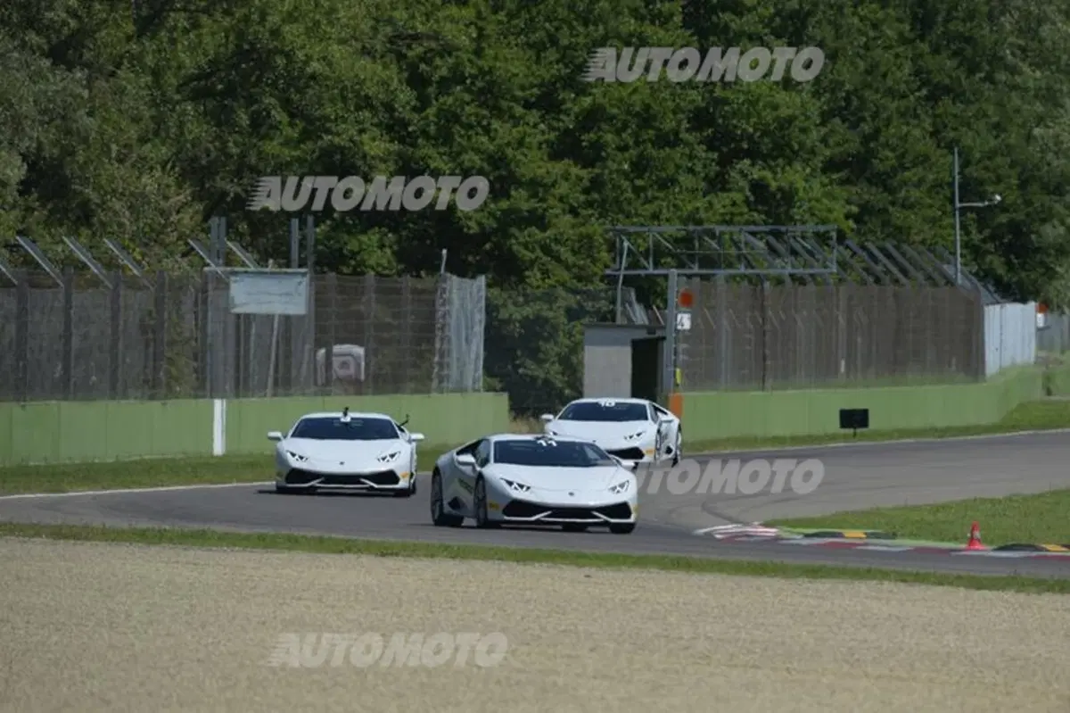 Accademia Lamborghini: a lezione di guida con Huracán e Aventador (41)
