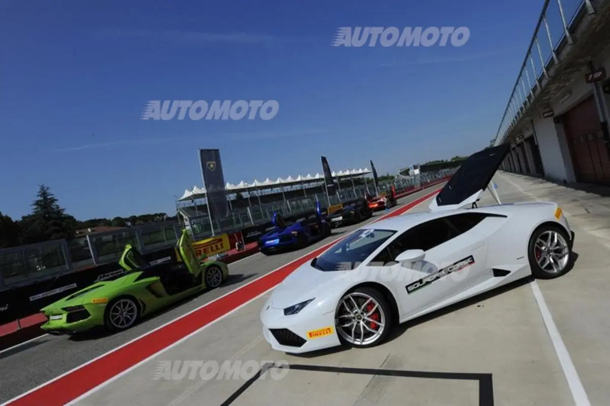 Accademia Lamborghini: a lezione di guida con Huracán e Aventador (48)