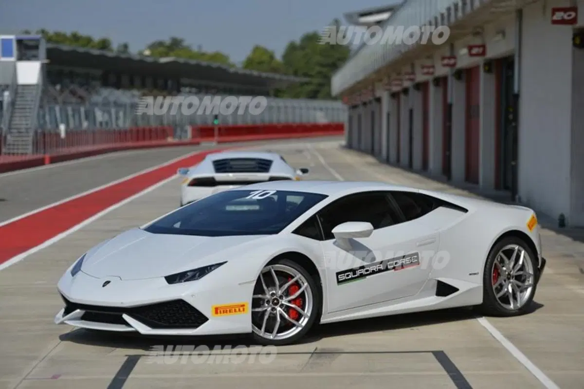Accademia Lamborghini: a lezione di guida con Huracán e Aventador (51)