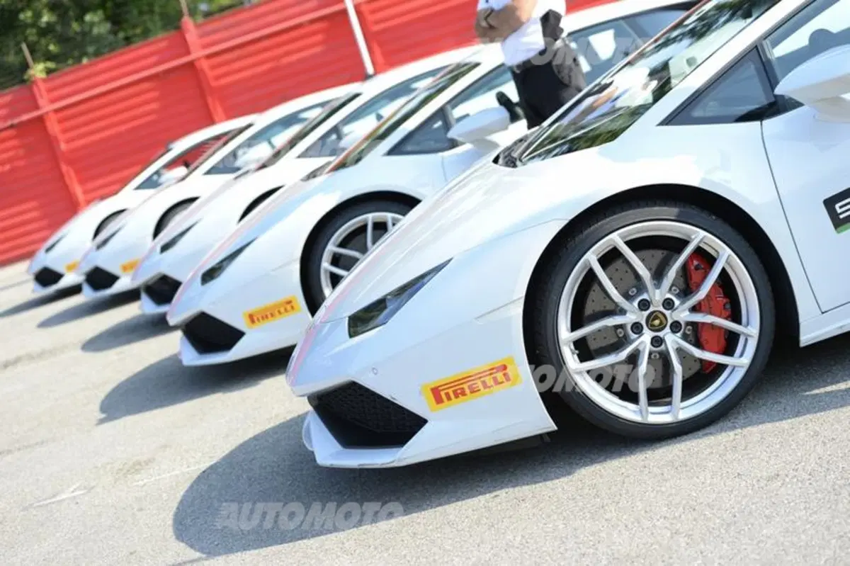 Accademia Lamborghini: a lezione di guida con Huracán e Aventador (56)